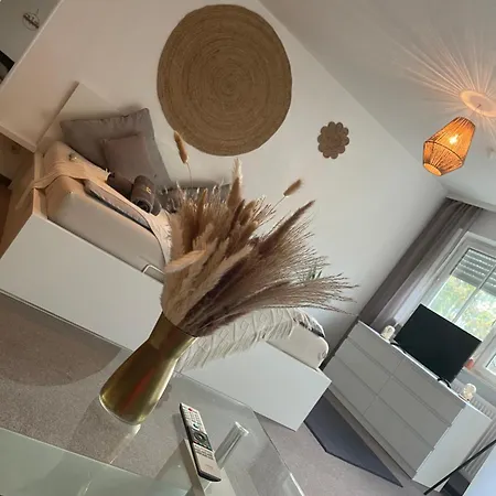 Kingsize Bett Boho Apartment Mit Tiefgarage Naehe Salzburg Freilassing Zewnętrze zdjęcie
