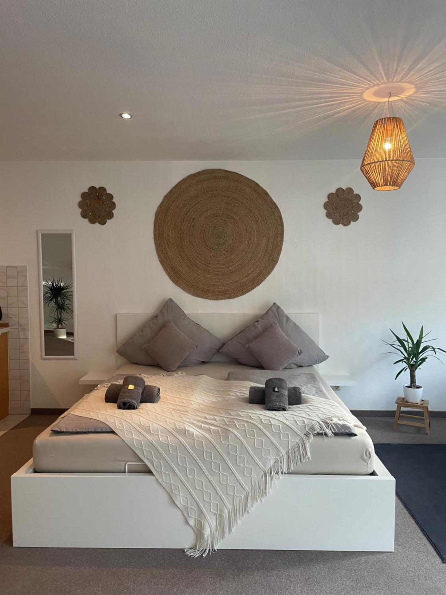 Kingsize Bett Boho Mit Tiefgarage Naehe Salzburg Apartment